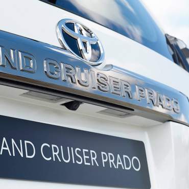 land-cruiser-prado %2
